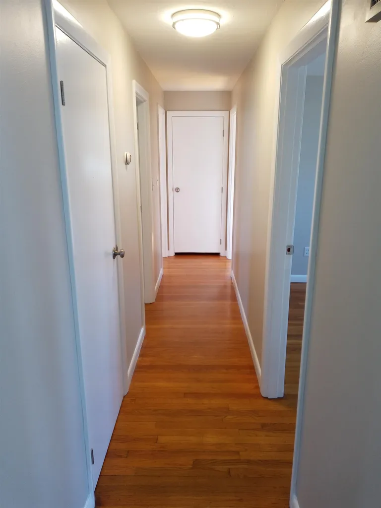 31 Beaver Street Nashua NH 03063