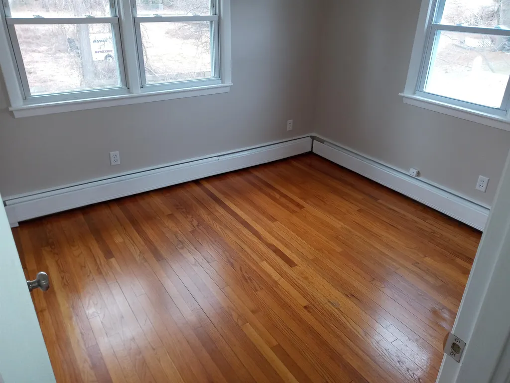 31 Beaver Street Nashua NH 03063