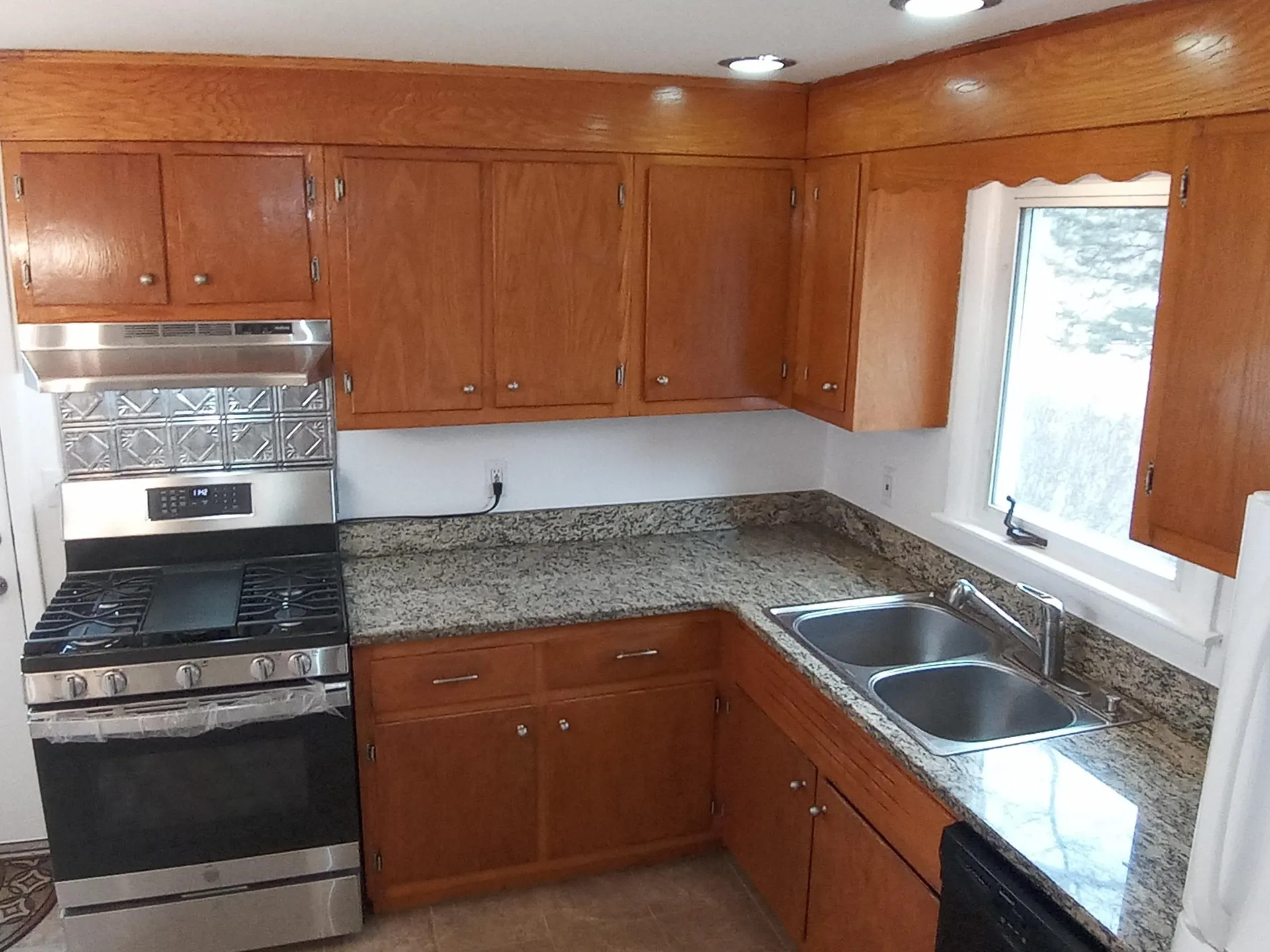 31 Beaver Street Nashua NH 03063