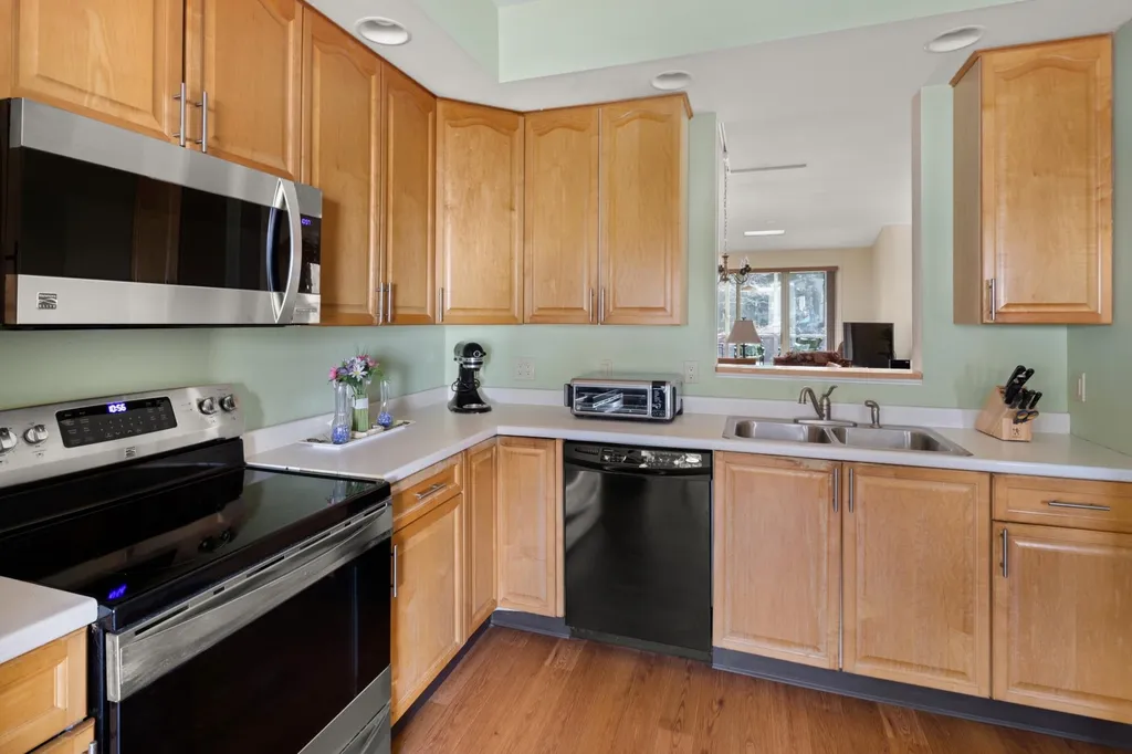 8 Forest Run Road Williston VT 05495