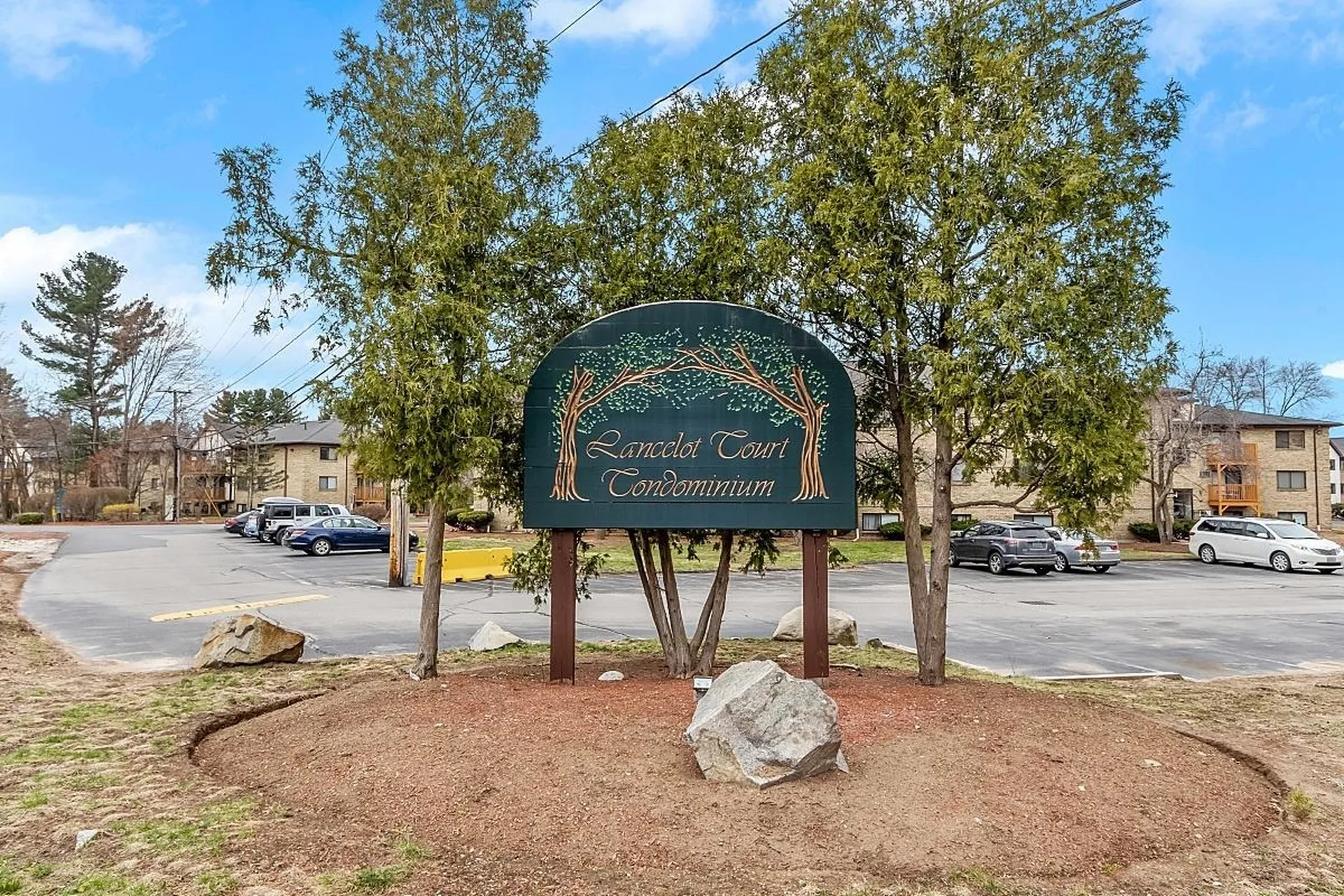 1 Lancelot Court Salem NH 03079