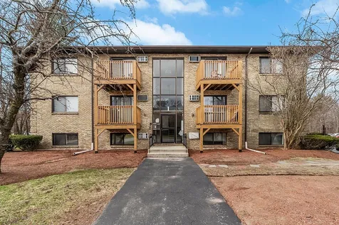 1 Lancelot Court Salem NH 03079