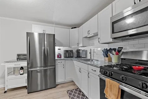 1 Lancelot Court Salem NH 03079