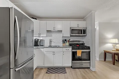 1 Lancelot Court Salem NH 03079