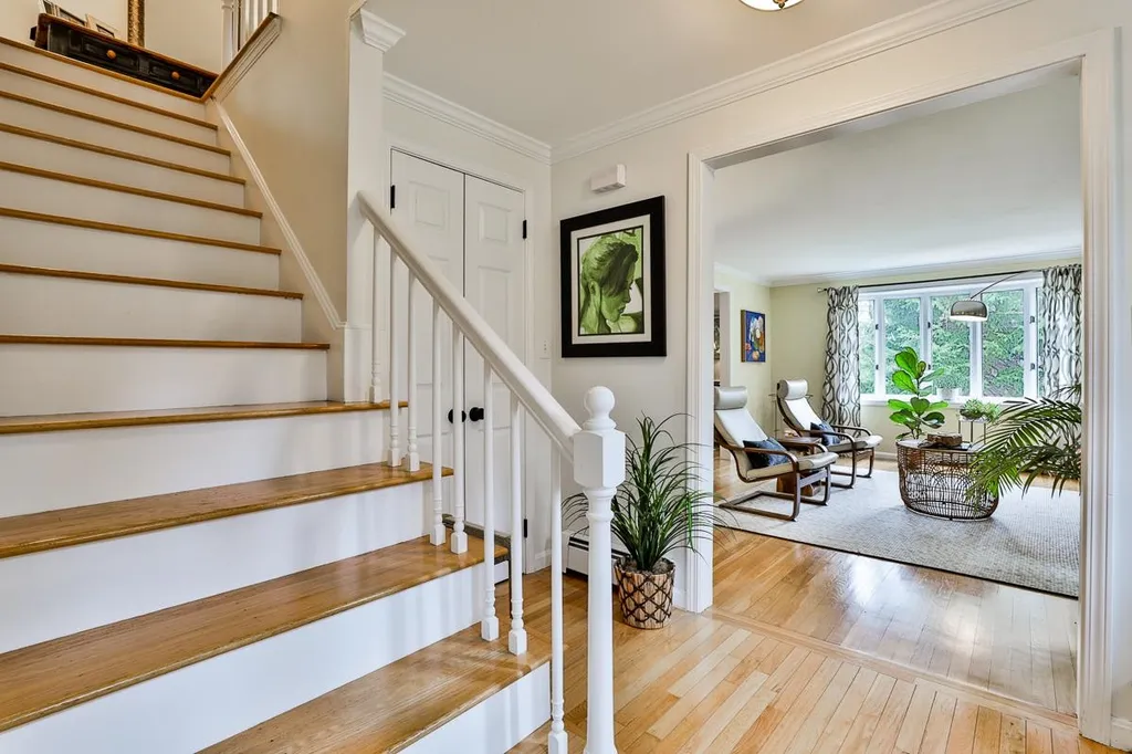 102 Blueberry Road Windham NH 03087
