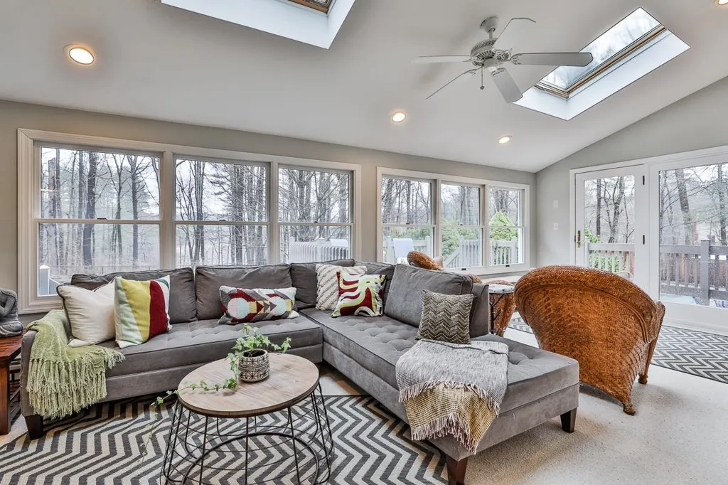 102 Blueberry Road Windham NH 03087