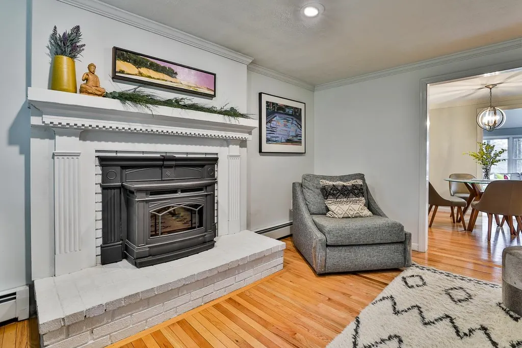 102 Blueberry Road Windham NH 03087