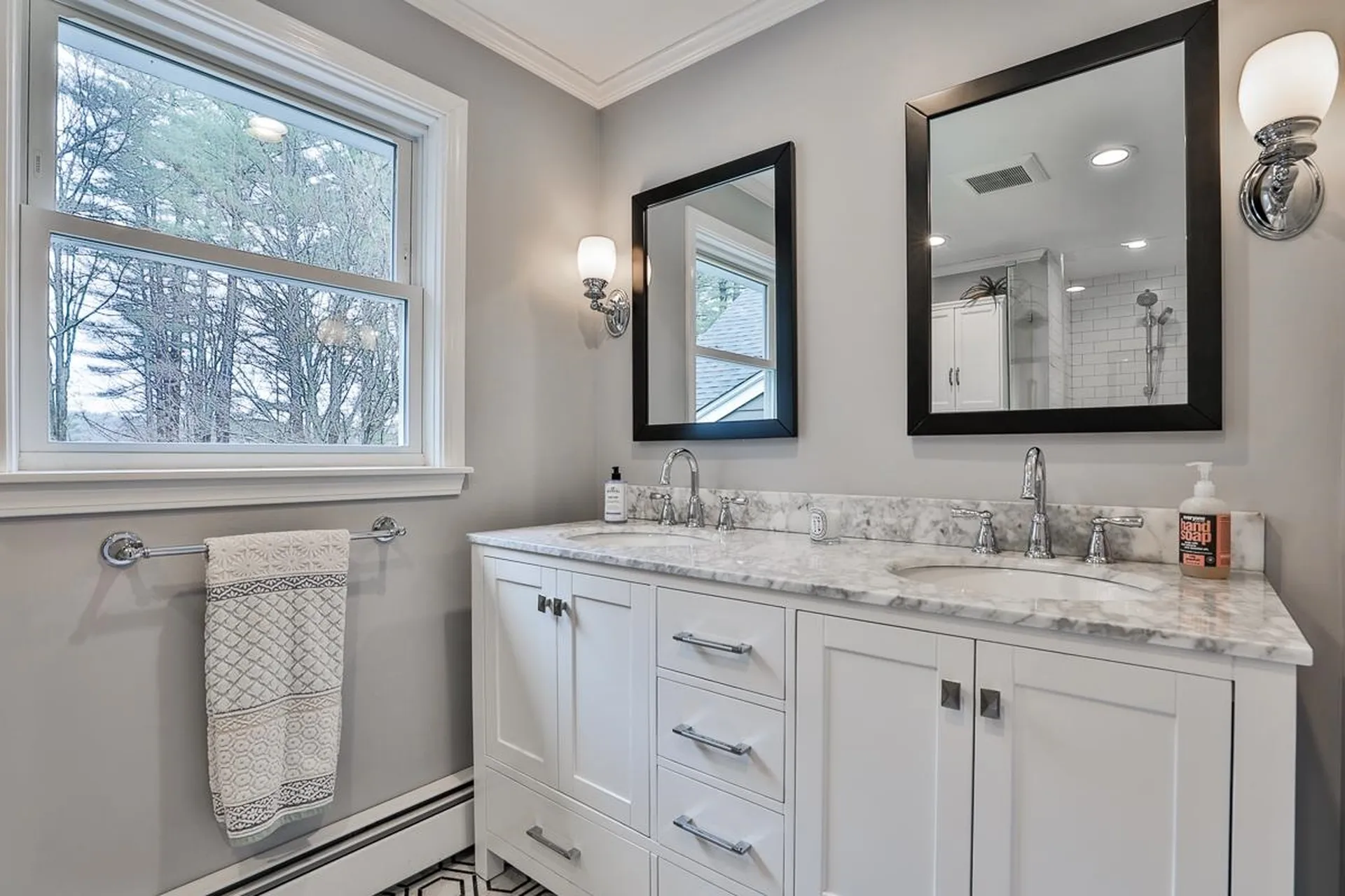 102 Blueberry Road Windham NH 03087