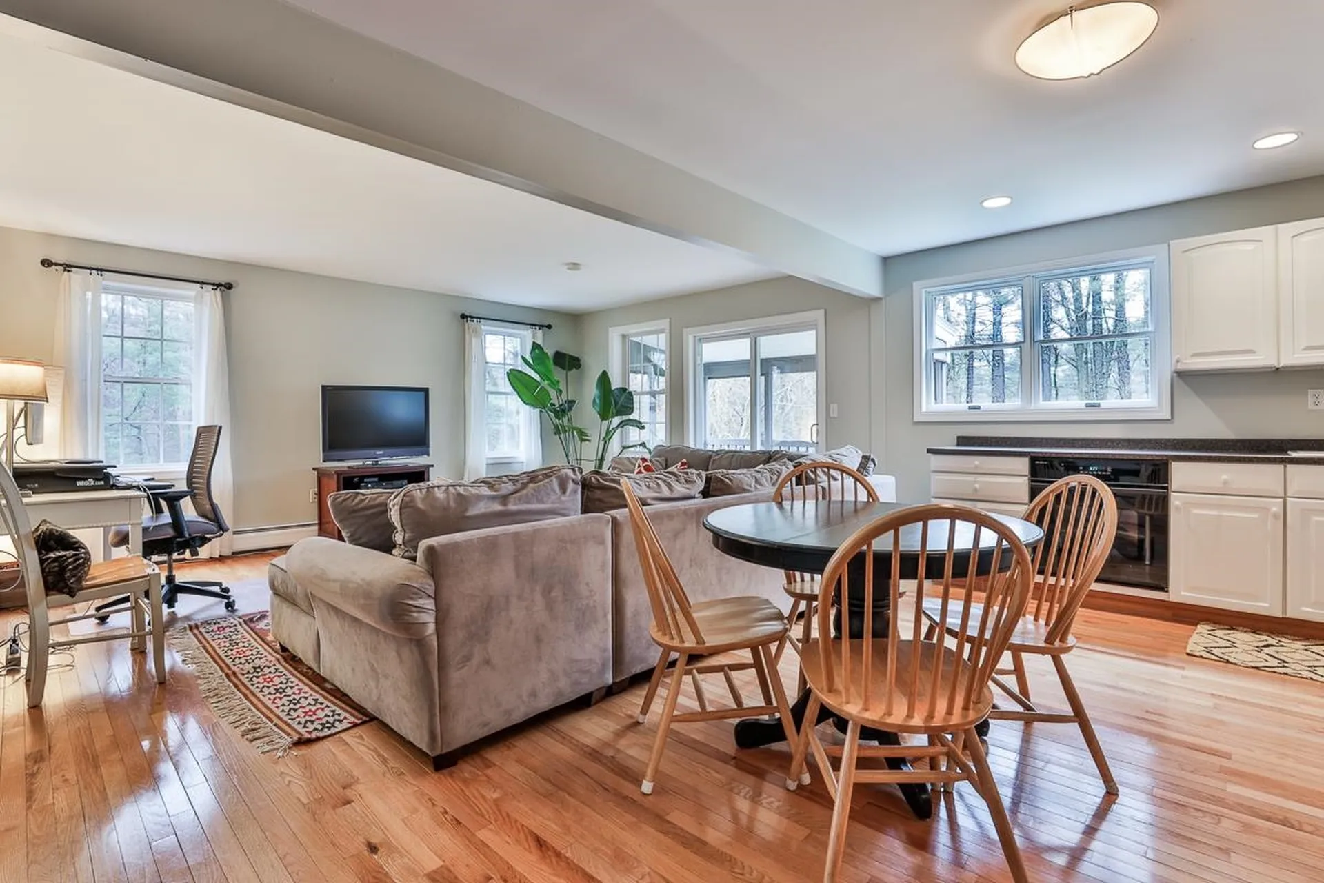 102 Blueberry Road Windham NH 03087