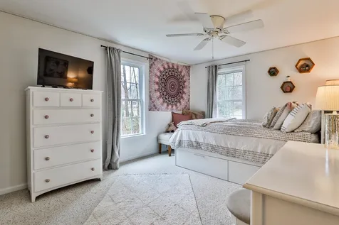 102 Blueberry Road Windham NH 03087
