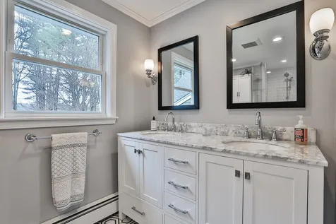 102 Blueberry Road Windham NH 03087
