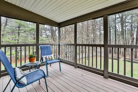 102 Blueberry Road Windham NH 03087