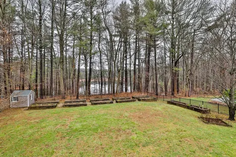 102 Blueberry Road Windham NH 03087