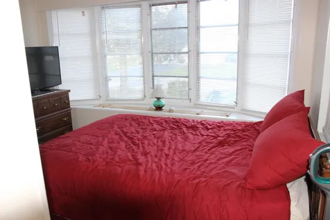 47 Lorna Street Hollis NH 03049