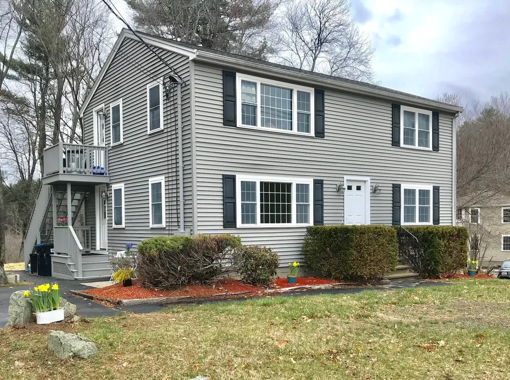 44-46 Atwood Road Pelham NH 03076