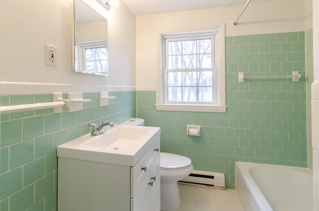 44-46 Atwood Road Pelham NH 03076