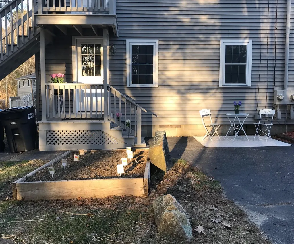 44-46 Atwood Road Pelham NH 03076
