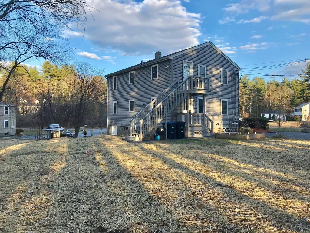 44-46 Atwood Road Pelham NH 03076