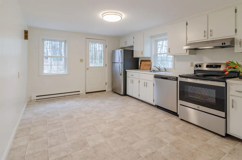 44-46 Atwood Road Pelham NH 03076