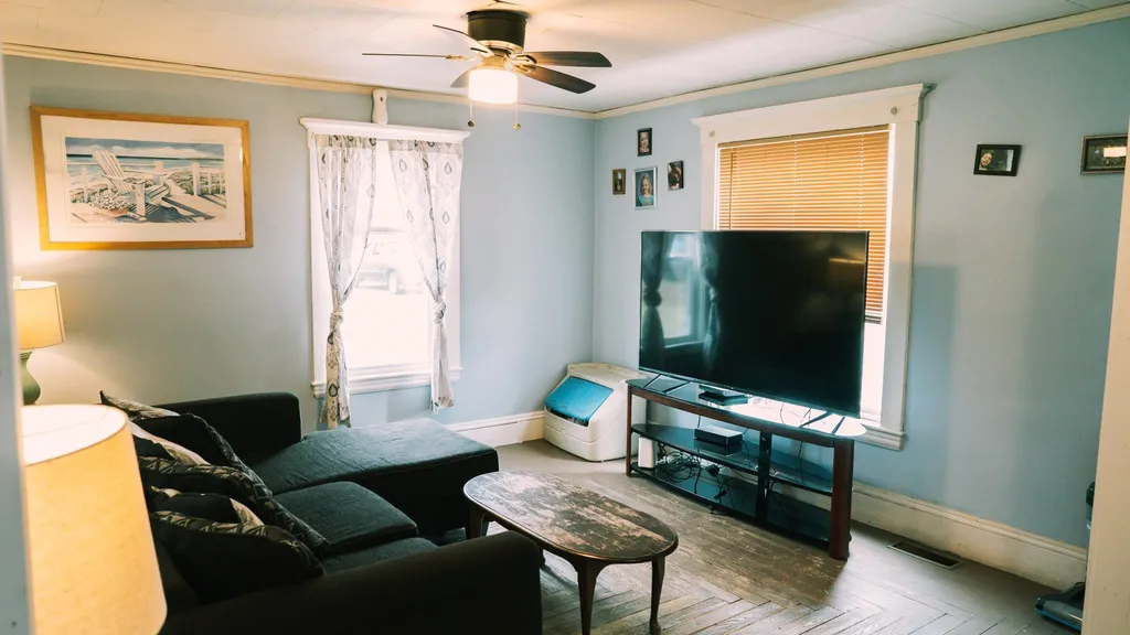 9 Hartford Street Claremont NH 03743