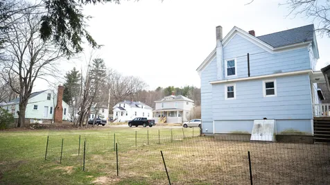 9 Hartford Street Claremont NH 03743