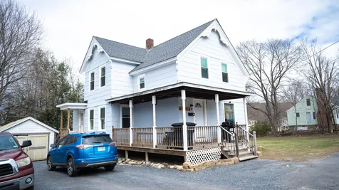 9 Hartford Street Claremont NH 03743
