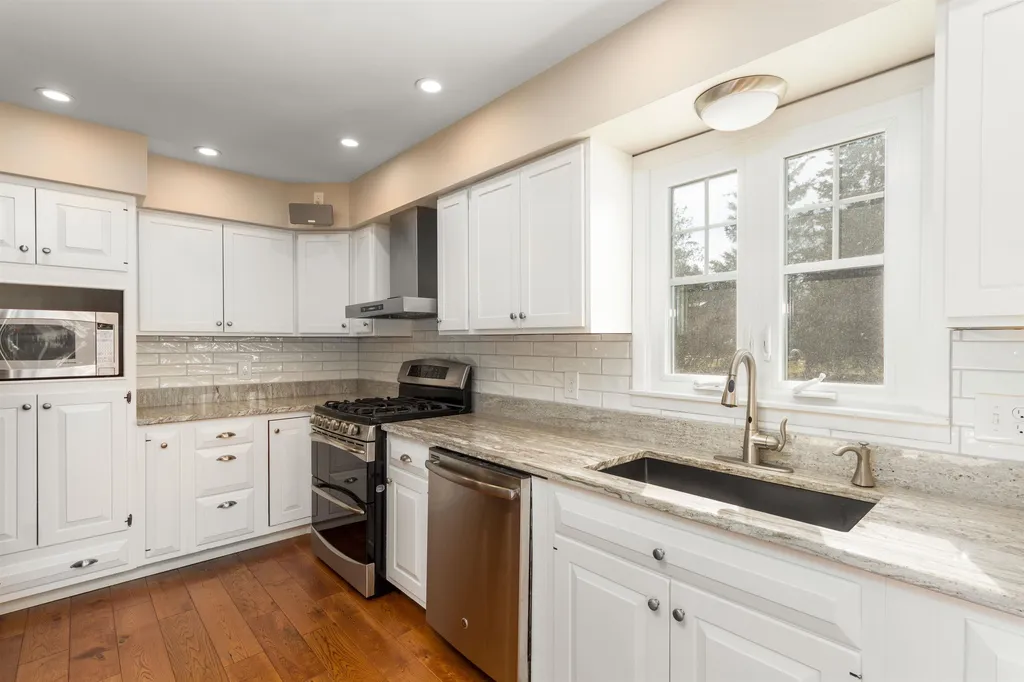 29 Morse Drive Shelburne VT 05482