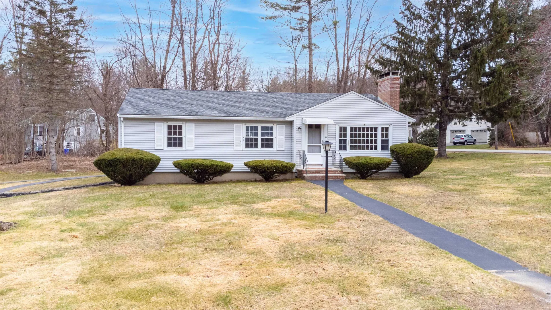 18 Eastman Drive Hampstead NH 03841