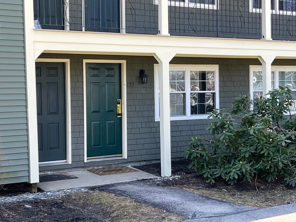 93 Henry Law Avenue Dover NH 03820