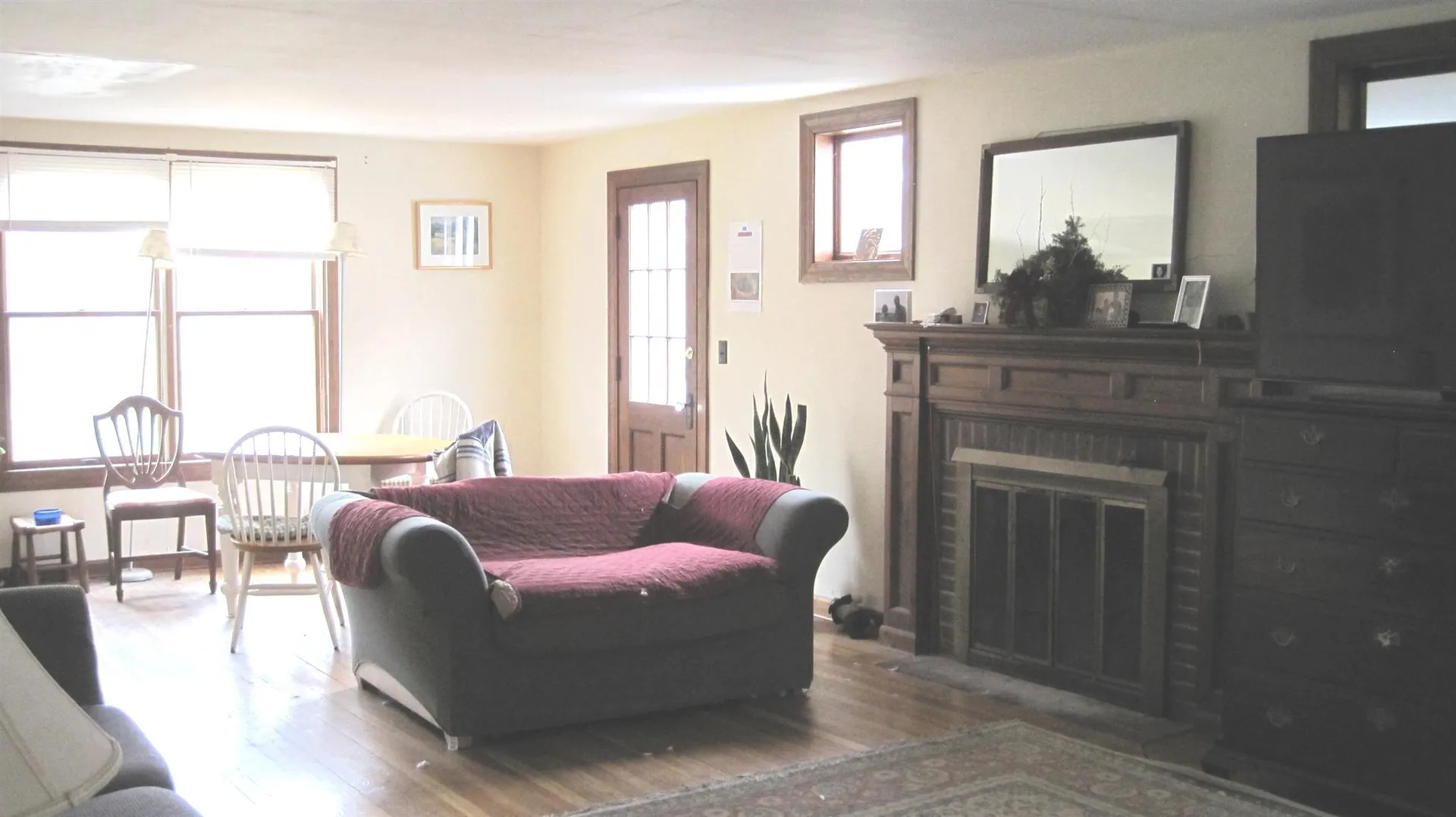 123 Turtle Pond Road Lee NH 03861