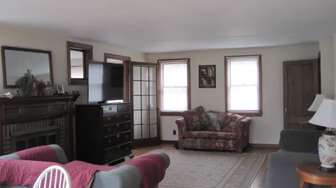 123 Turtle Pond Road Lee NH 03861