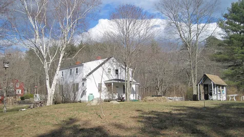 123 Turtle Pond Road Lee NH 03861