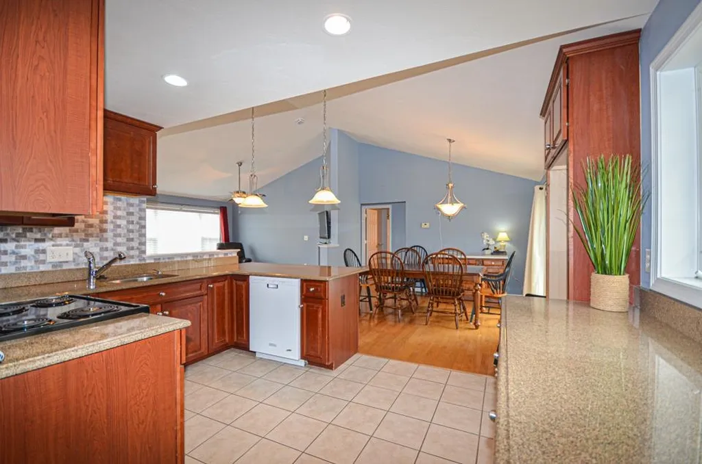 2 Dogwood Drive Hooksett NH 03106