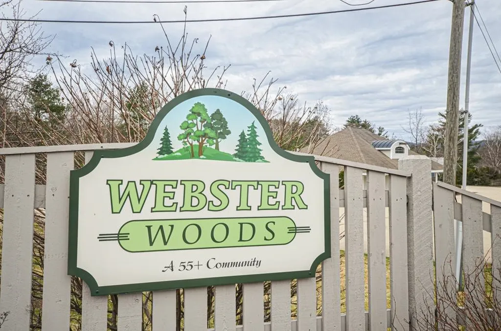 2 Dogwood Drive Hooksett NH 03106