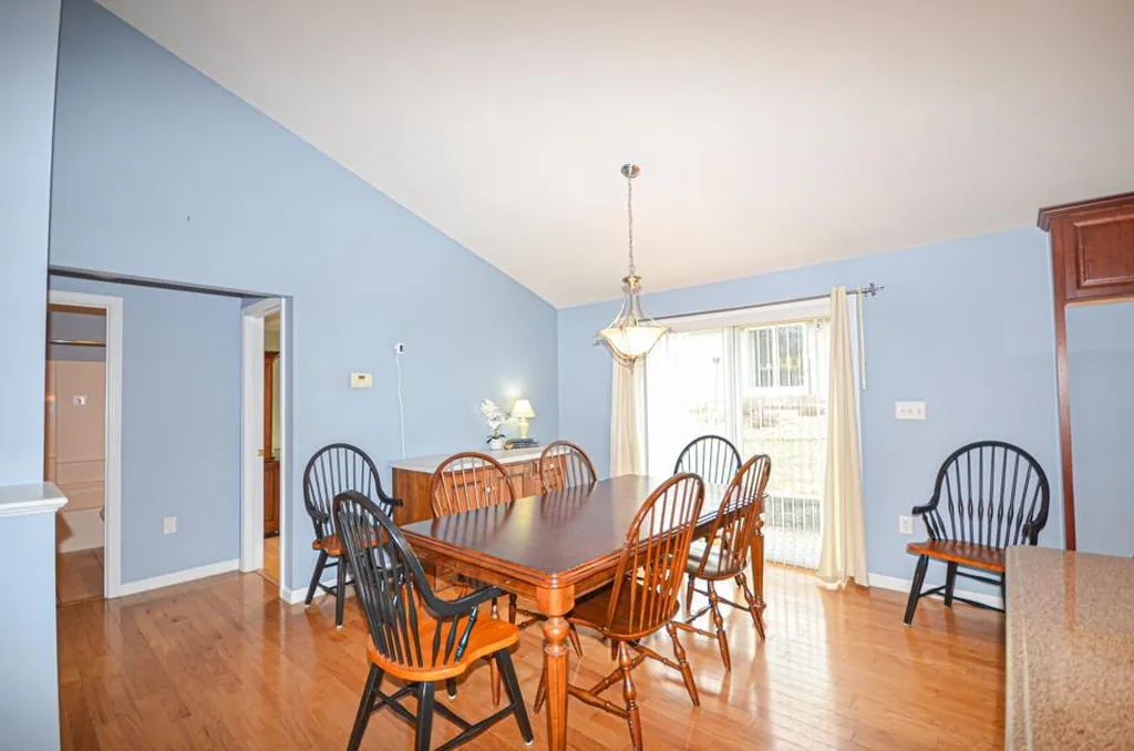 2 Dogwood Drive Hooksett NH 03106