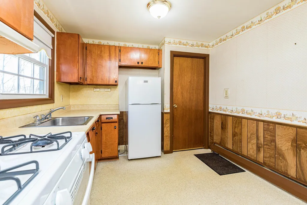 30 Coakley Road Portsmouth NH 03801