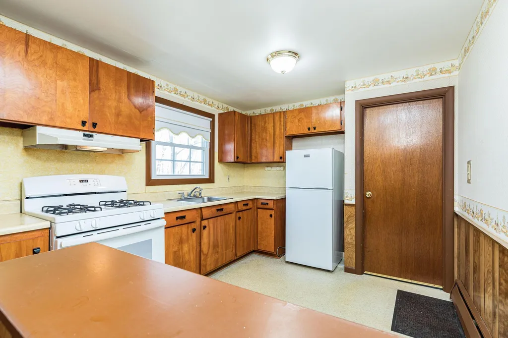 30 Coakley Road Portsmouth NH 03801