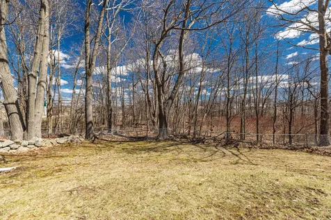 30 Coakley Road Portsmouth NH 03801