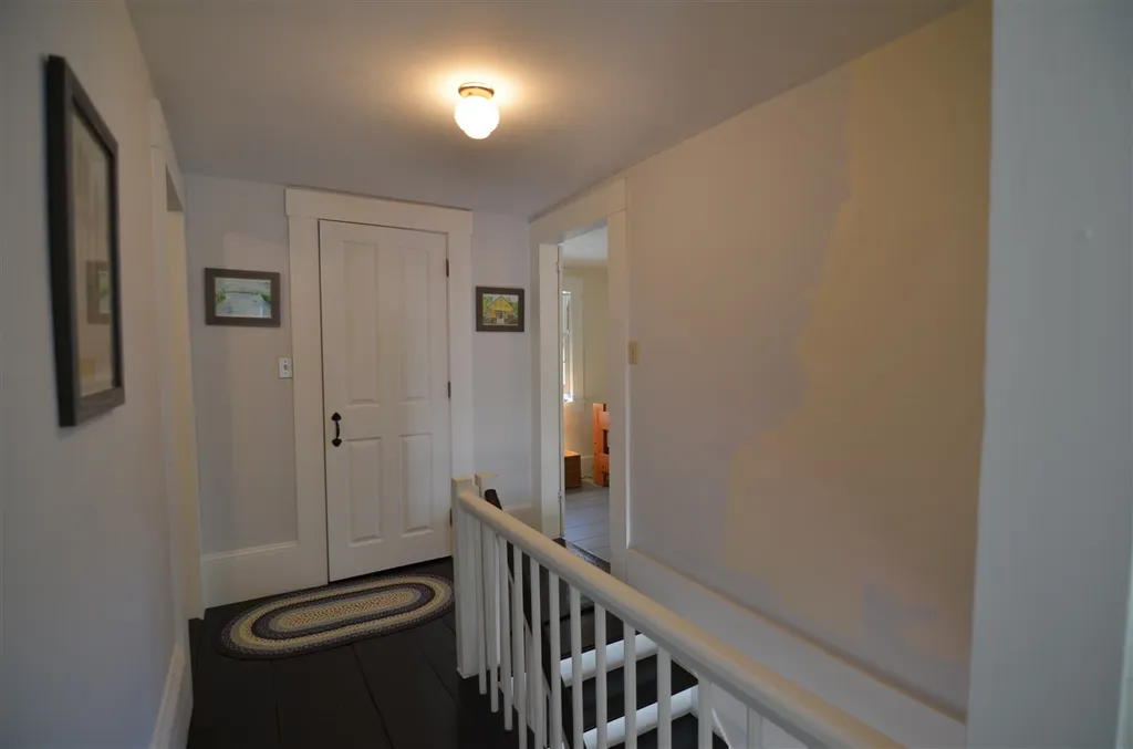 18 N Wilmot Road Wilmot NH 03287