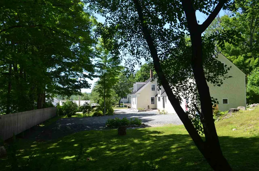 18 N Wilmot Road Wilmot NH 03287