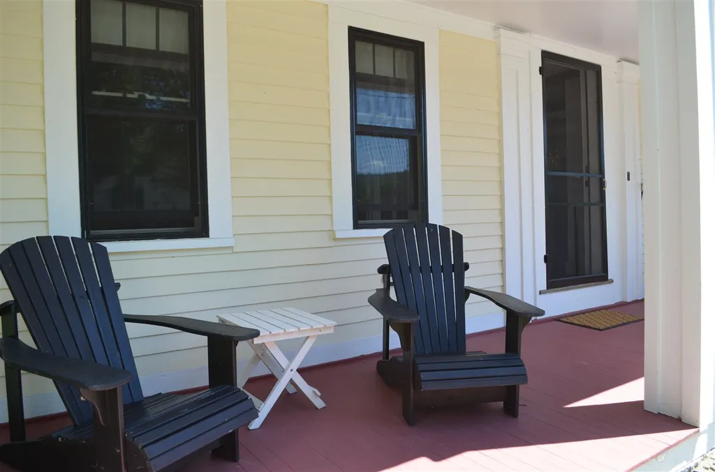 18 N Wilmot Road Wilmot NH 03287
