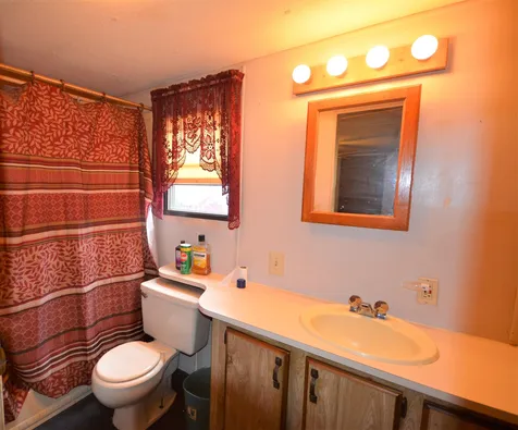 12 Birch Place Plymouth NH 03264