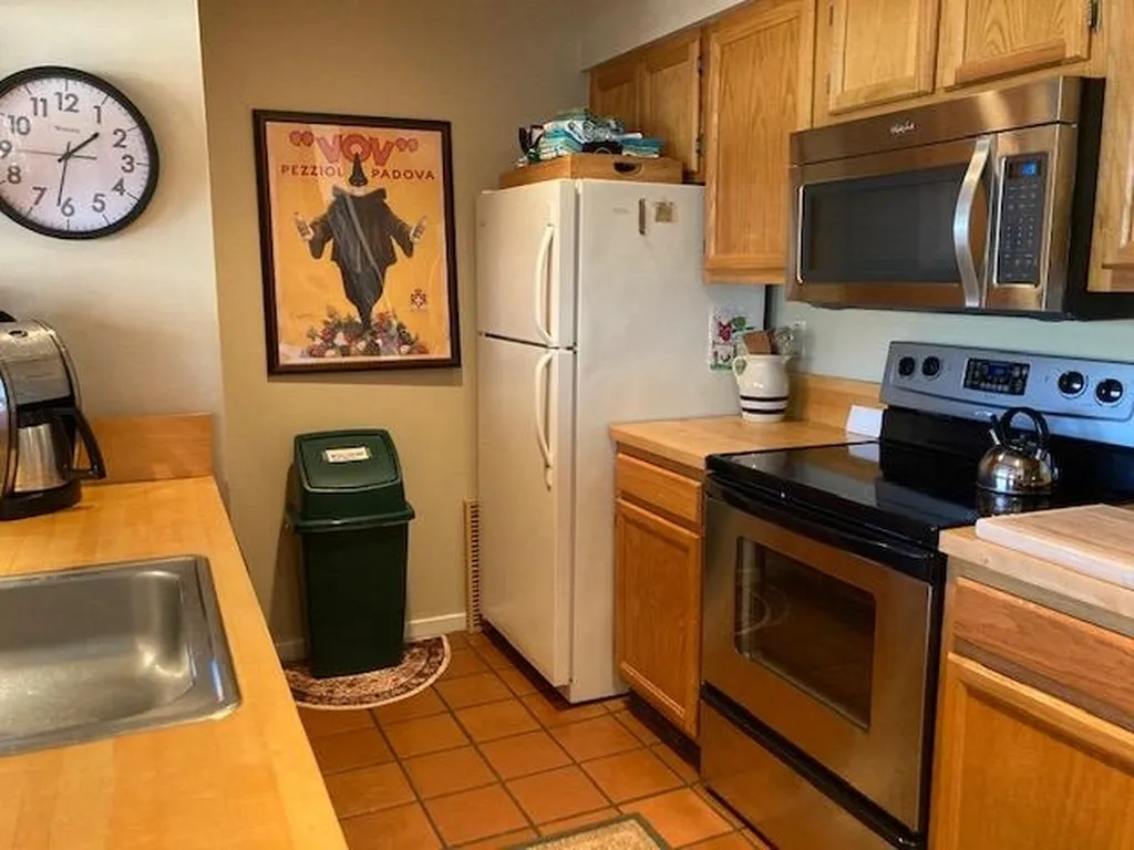 112 Upper Snow Creek Road Warren VT 05674