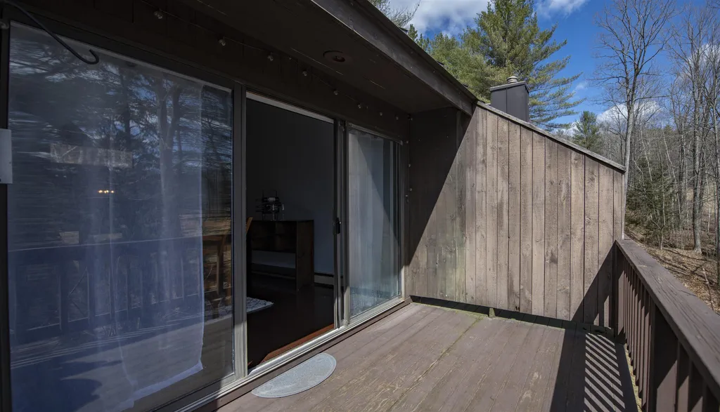 401 Old Quechee Road Hartford VT 05059