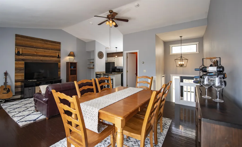 401 Old Quechee Road Hartford VT 05059