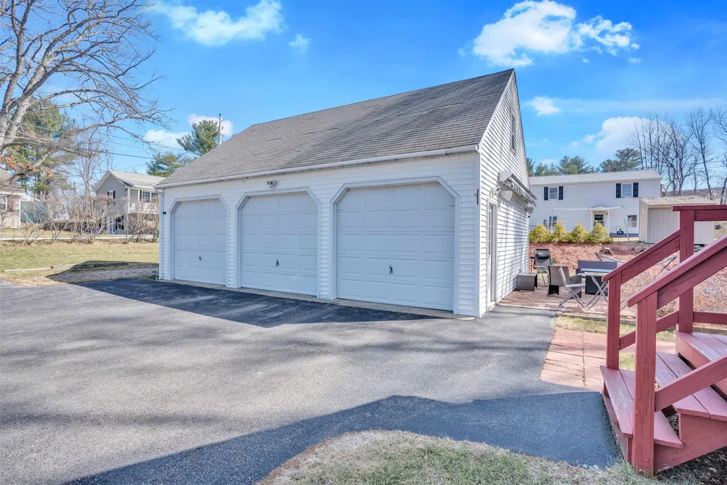 154 Twombley Road Sanford ME 04073