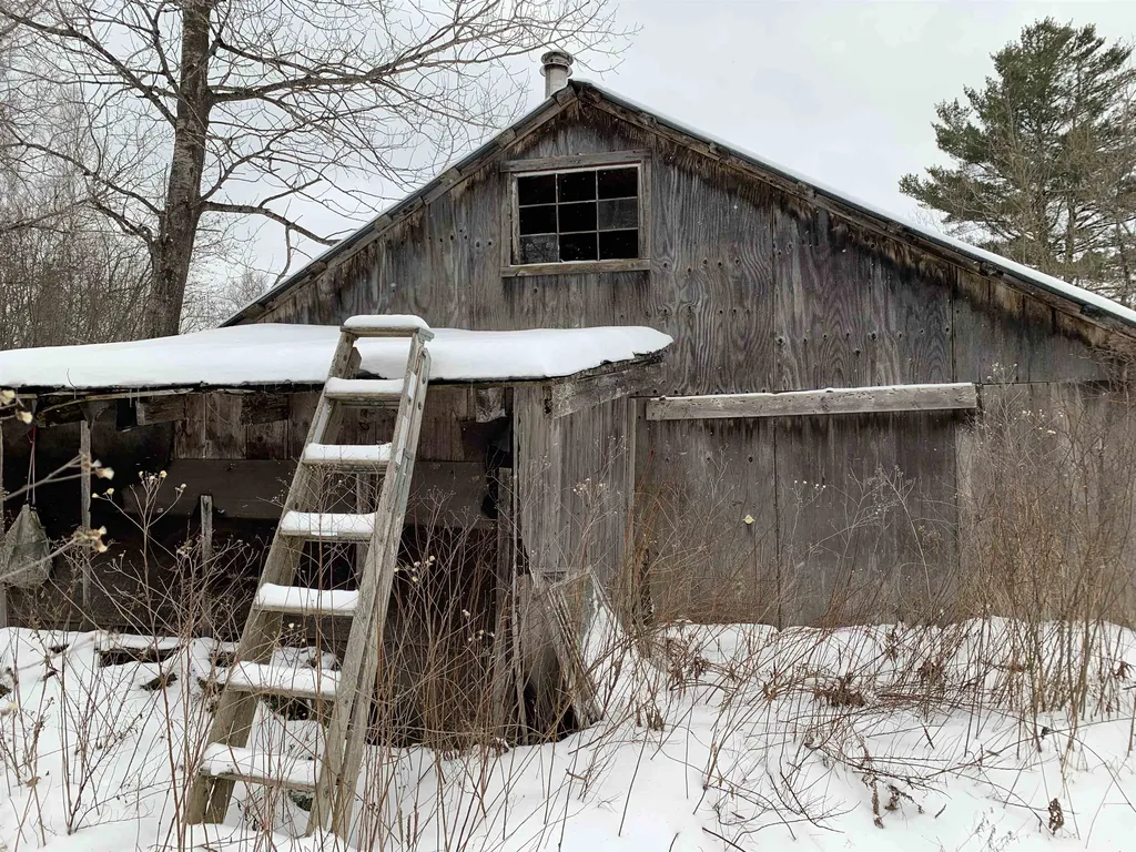 691 Gore Road Newport Town VT 05857