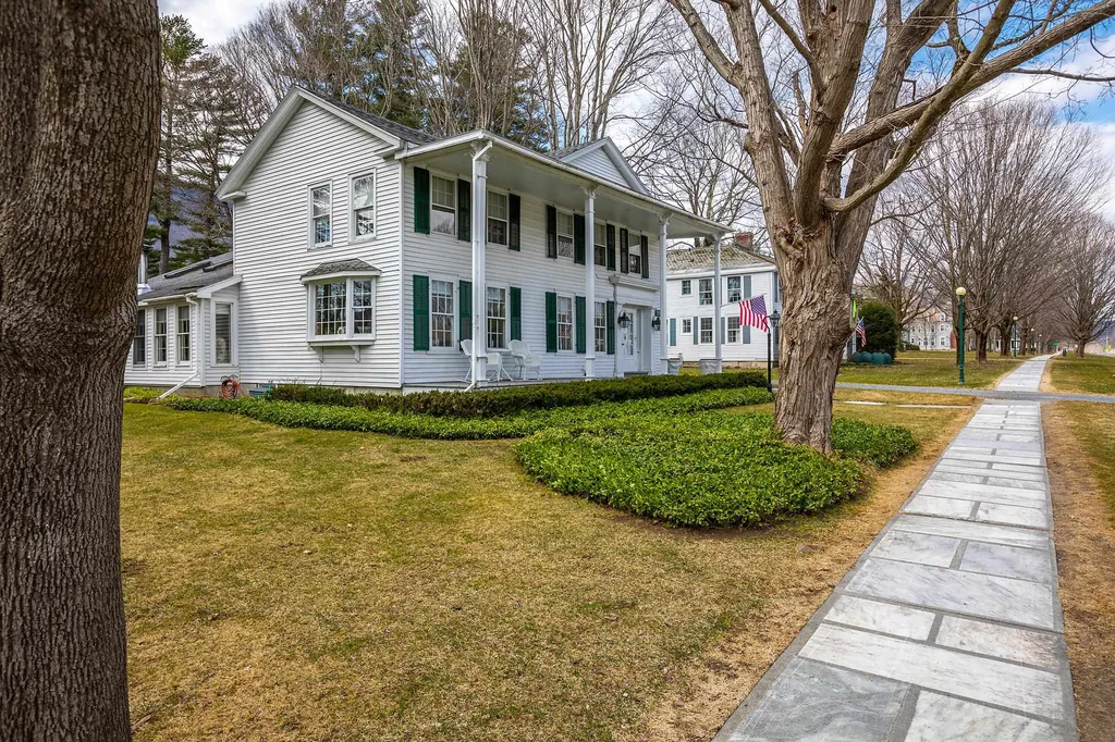 3357 Main Street Manchester VT 05254