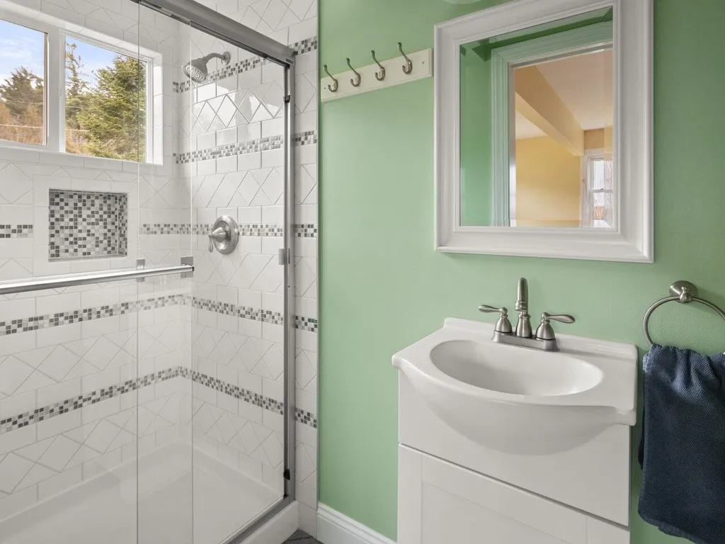 3 Country View Drive Jericho VT 05465