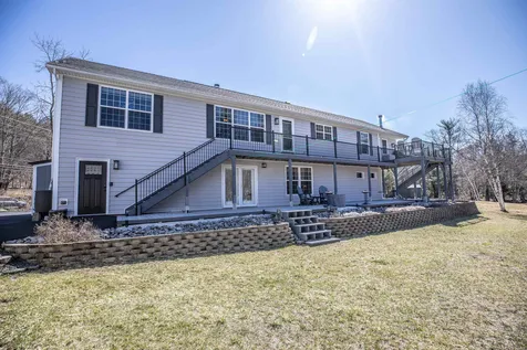 18 North Short Street Andover NH 03216